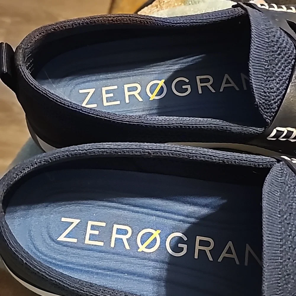 ZEROGRAND Mens sz 11.5 slip on dress shoes. Dark blue - Picture 3 of 6